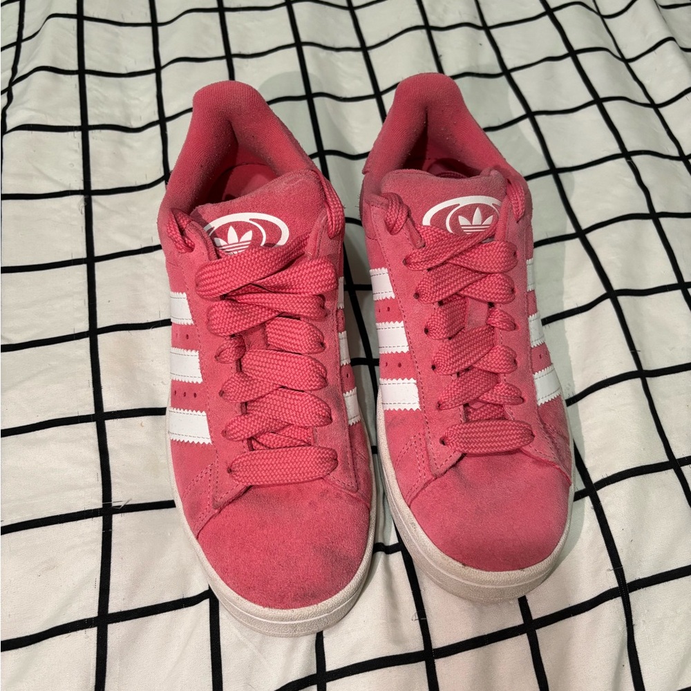 Pink campus adidas size women’s 8.5. Only worn a couple times.